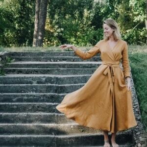 mantaikotai handmade NEW Berlin linen dress gold/honey M
